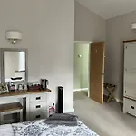 Sixteen B Hotel 5*