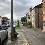 Sixteen B York