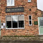 Hotel Sixteen B