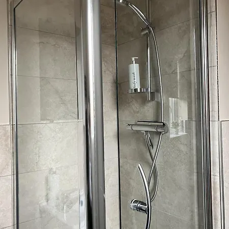 Sixteen B Hotel 5*