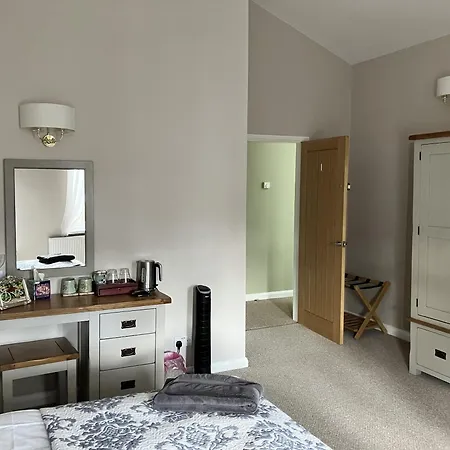 Sixteen B Hotel 5*